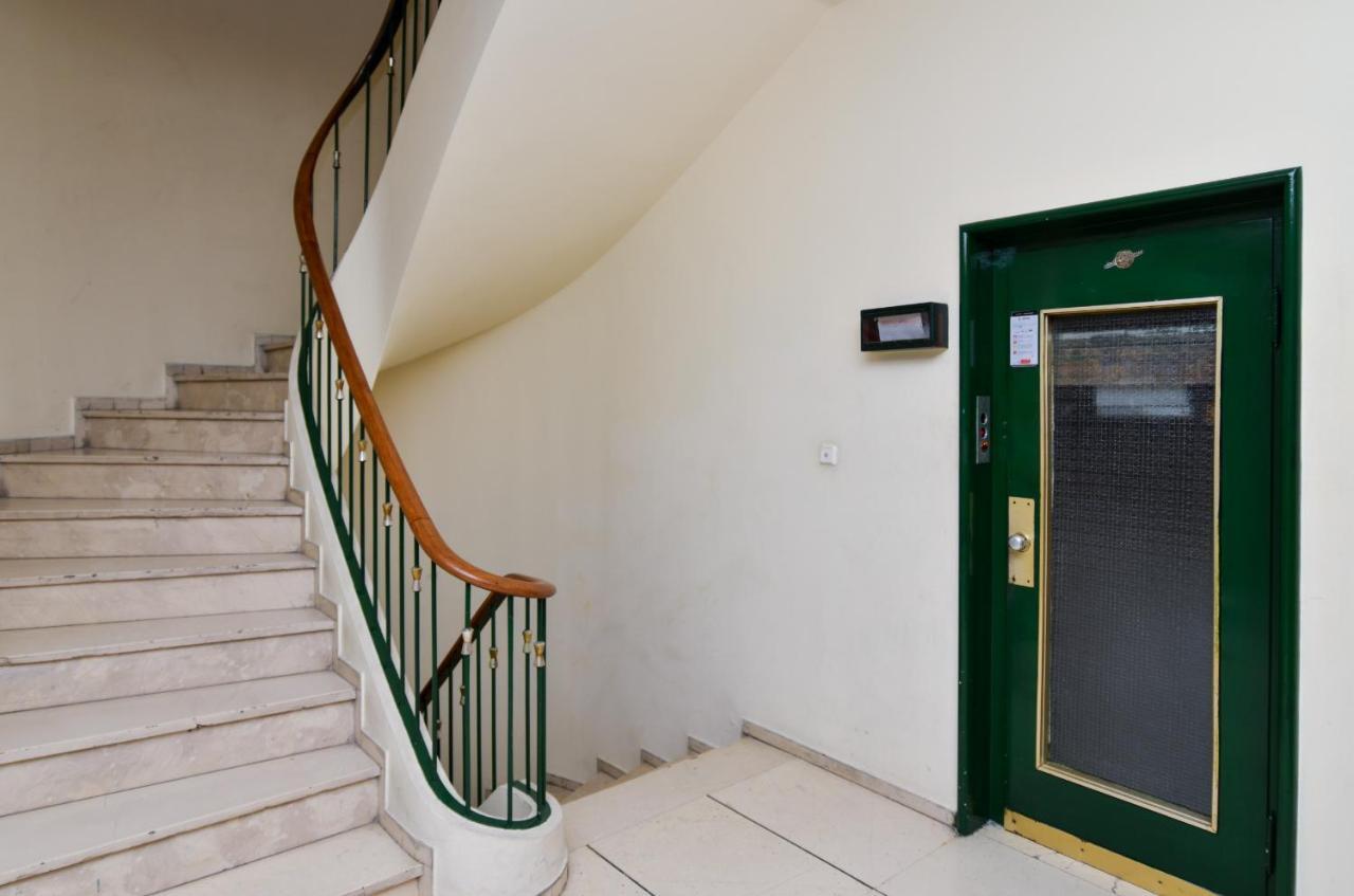 Athens Stylish Studio In Front Of Syntagma Metro Stop For 2 エクステリア 写真
